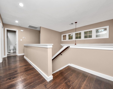 3210 Shadowwalk Drive - Photo Thumbnail 21