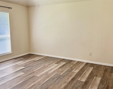5808 Forest Timbers Drive - Photo Thumbnail 24