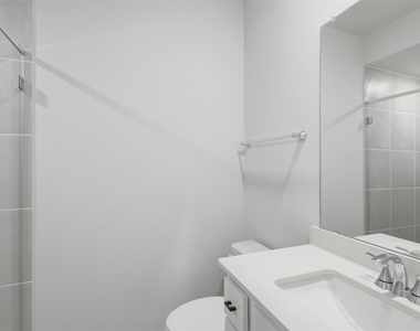 5011 Bowen Prairie Drive - Photo Thumbnail 4