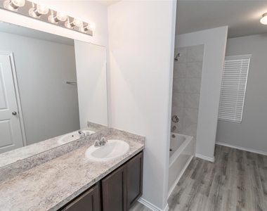 18634 Bell Ravine Drive - Photo Thumbnail 7