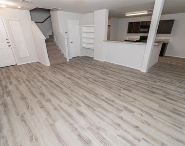 18634 Bell Ravine Drive - Photo Thumbnail 5