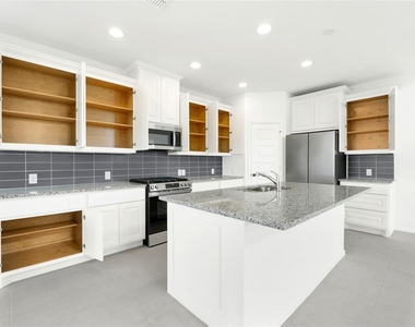 31010 Evening Skye Drive - Photo Thumbnail 10