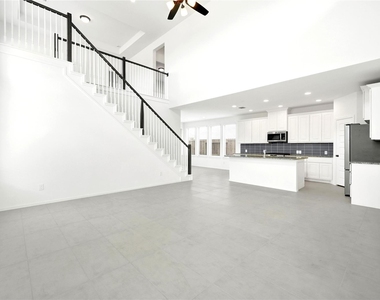 31010 Evening Skye Drive - Photo Thumbnail 2