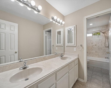 16715 Colony Terrace Drive - Photo Thumbnail 26