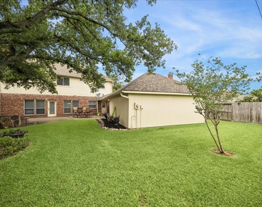 16715 Colony Terrace Drive - Photo Thumbnail 30