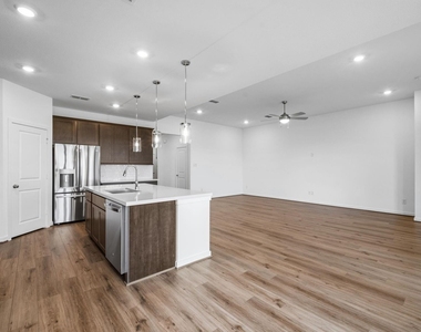 21903 Tamworth Hollow Trail - Photo Thumbnail 16