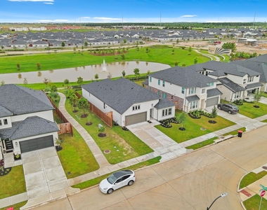 21903 Tamworth Hollow Trail - Photo Thumbnail 40