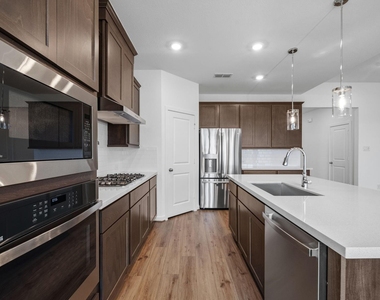 21903 Tamworth Hollow Trail - Photo Thumbnail 17