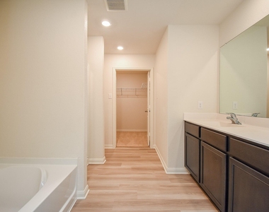 405 Texas Olive Drive - Photo Thumbnail 32