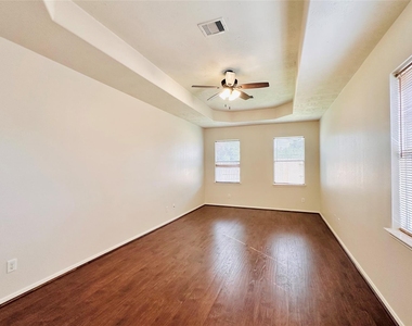 26114 Silver Timbers Lane - Photo Thumbnail 20