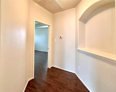 26114 Silver Timbers Lane - Photo Thumbnail 18