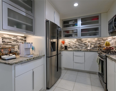 5614 Innsbruck Street - Photo Thumbnail 7