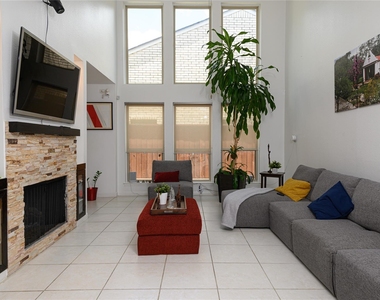 5614 Innsbruck Street - Photo Thumbnail 3