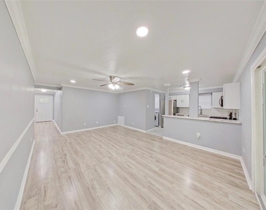 4002 Prudence Drive - Photo Thumbnail 2