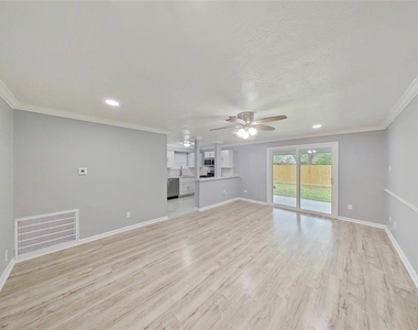 4002 Prudence Drive - Photo Thumbnail 4
