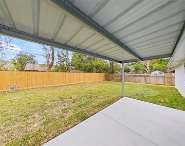 4002 Prudence Drive - Photo Thumbnail 10