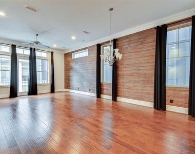 720 N Shepherd Drive - Photo Thumbnail 32