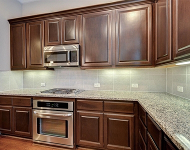720 N Shepherd Drive - Photo Thumbnail 13