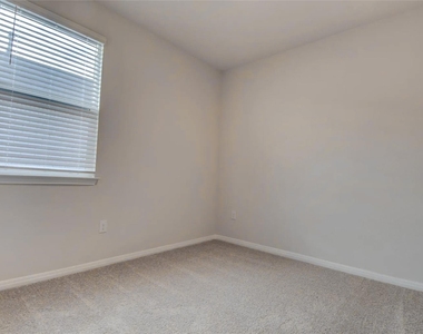 228 Sunniberg Loop - Photo Thumbnail 15