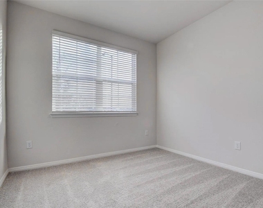 228 Sunniberg Loop - Photo Thumbnail 14