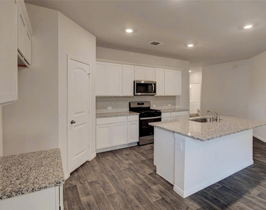 228 Sunniberg Loop - Photo Thumbnail 2