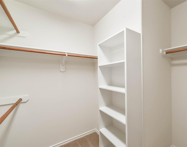 246 W Stedhill Loop - Photo Thumbnail 22