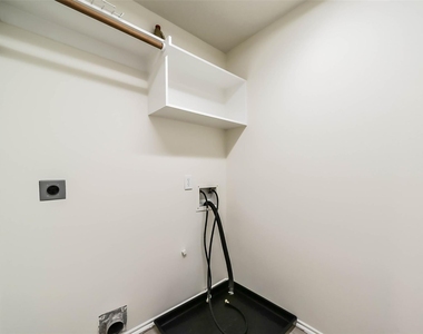 246 W Stedhill Loop - Photo Thumbnail 28