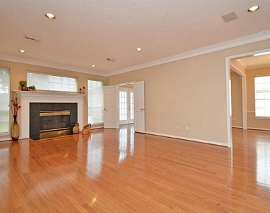 4407 April Meadow Way - Photo Thumbnail 6