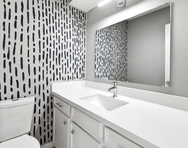 7902 Lichen Lane - Photo Thumbnail 22
