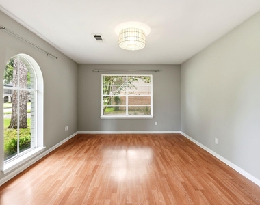 7902 Lichen Lane - Photo Thumbnail 28