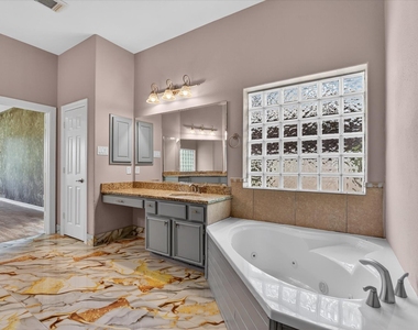 11127 Salento Court - Photo Thumbnail 38