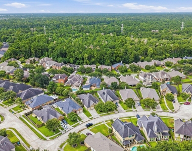 27730 Geneva Hills Lane - Photo Thumbnail 24