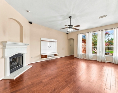27730 Geneva Hills Lane - Photo Thumbnail 11