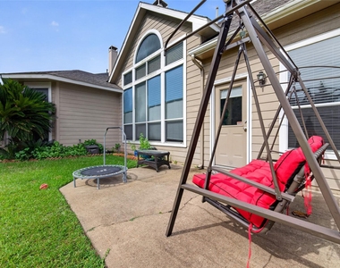 214 Kentwood Ridge Court - Photo Thumbnail 36