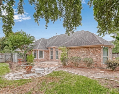5213 Cottonwood Creek Lane - Photo Thumbnail 16