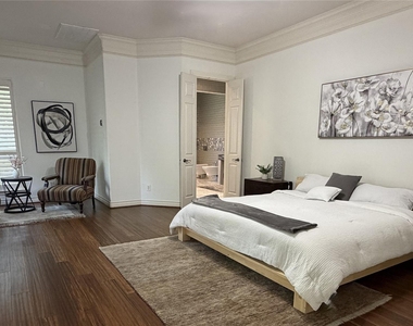 8615 Haven Woods Way - Photo Thumbnail 6