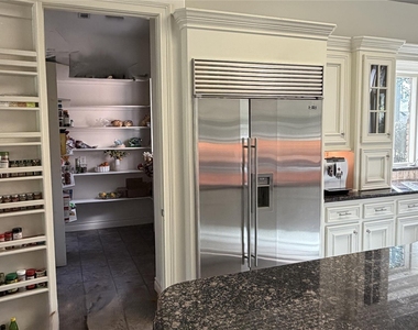 8615 Haven Woods Way - Photo Thumbnail 4