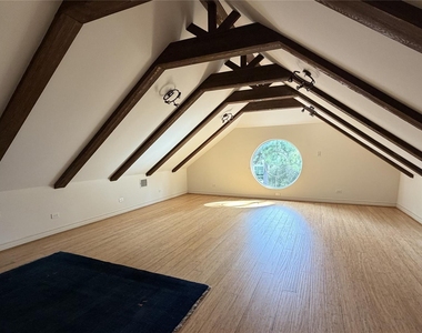 8615 Haven Woods Way - Photo Thumbnail 13