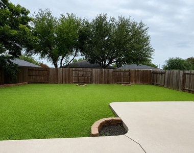 2617 Redfish Drive - Photo Thumbnail 21