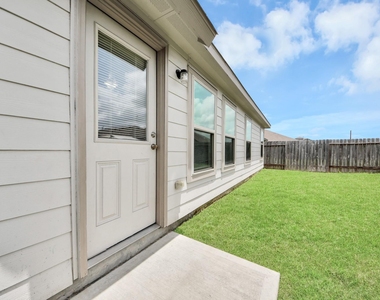 4231 Tulip Oak Drive - Photo Thumbnail 39