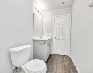 4231 Tulip Oak Drive - Photo Thumbnail 29