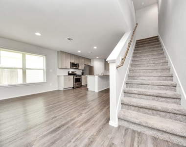 4231 Tulip Oak Drive - Photo Thumbnail 25