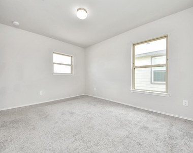 4231 Tulip Oak Drive - Photo Thumbnail 26