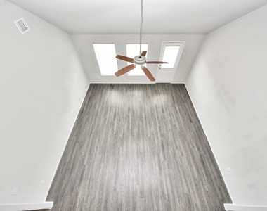 4231 Tulip Oak Drive - Photo Thumbnail 34