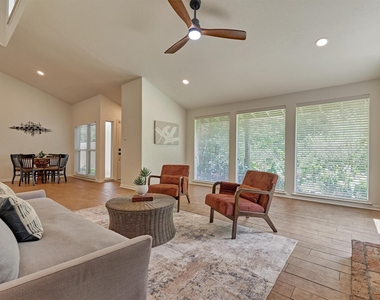 2351 W Settlers Way - Photo Thumbnail 14