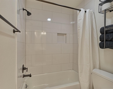 2351 W Settlers Way - Photo Thumbnail 34