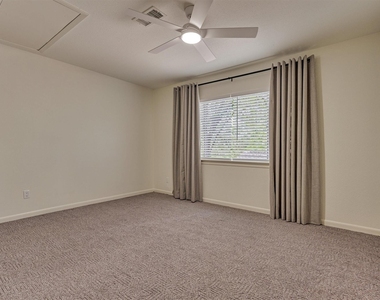 2351 W Settlers Way - Photo Thumbnail 35