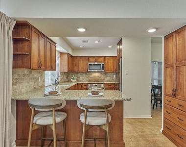 2351 W Settlers Way - Photo Thumbnail 19