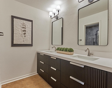 2351 W Settlers Way - Photo Thumbnail 27