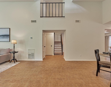 2351 W Settlers Way - Photo Thumbnail 7
